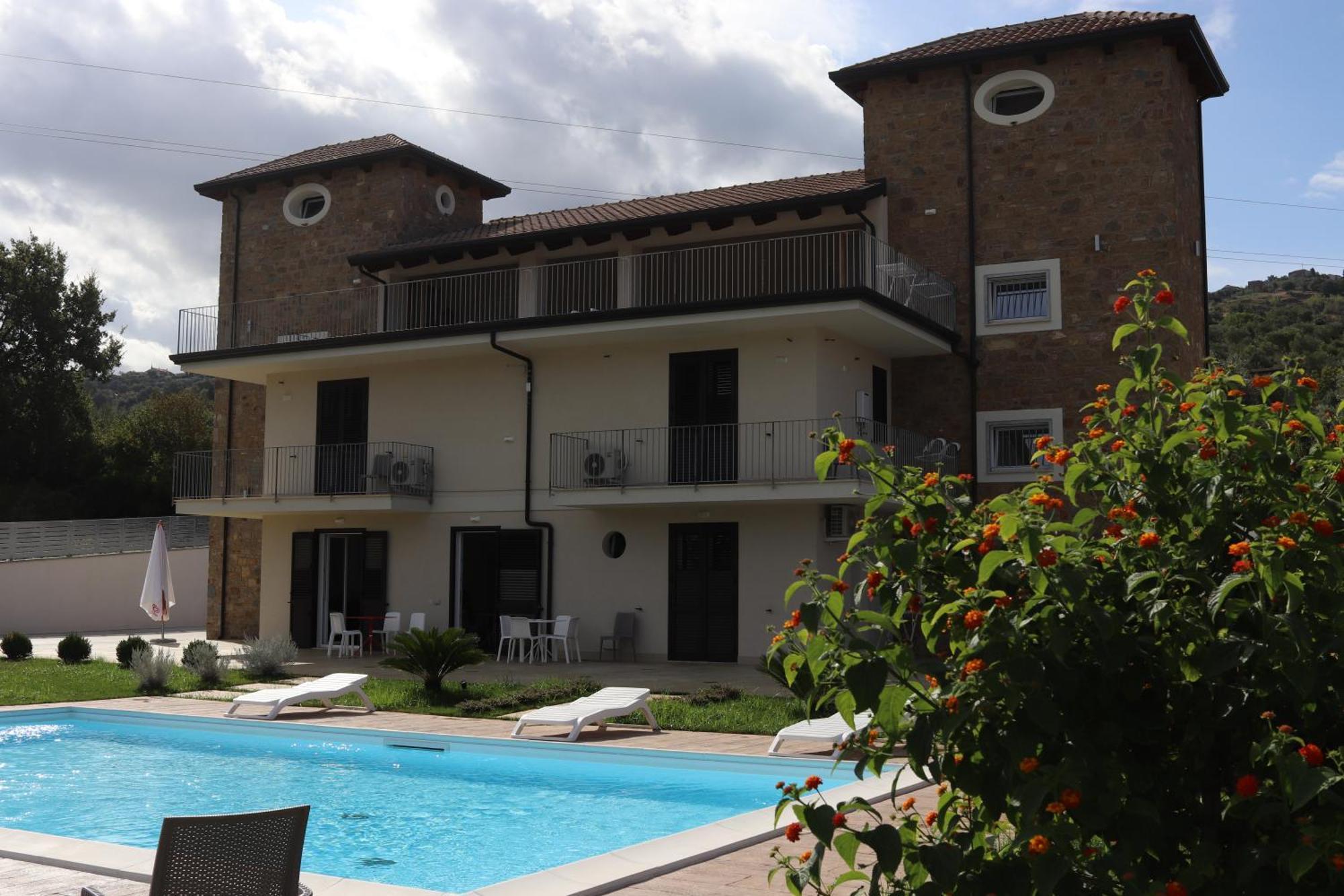 Le Torri Del Cilento Frühstückspension *